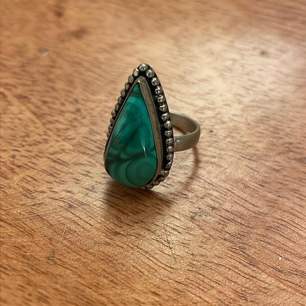 Malachite Ring - Picture 3 of 8